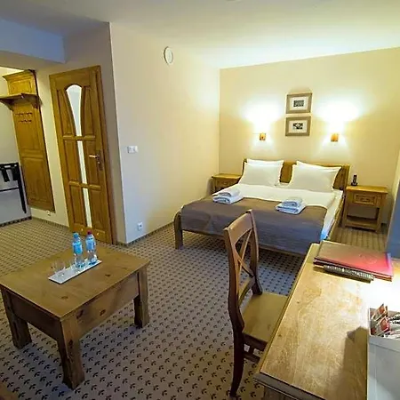 Otel Biathlon Sport & 3*