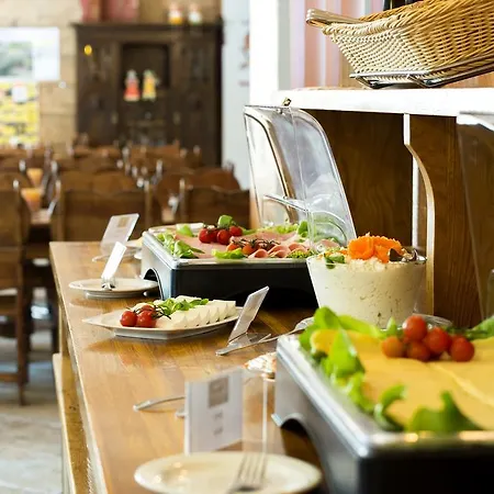 Biathlon Sport & 호텔